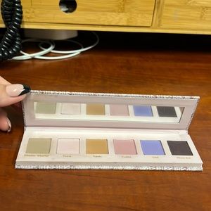 Dominique Cosmetics Eyeshadow Palette